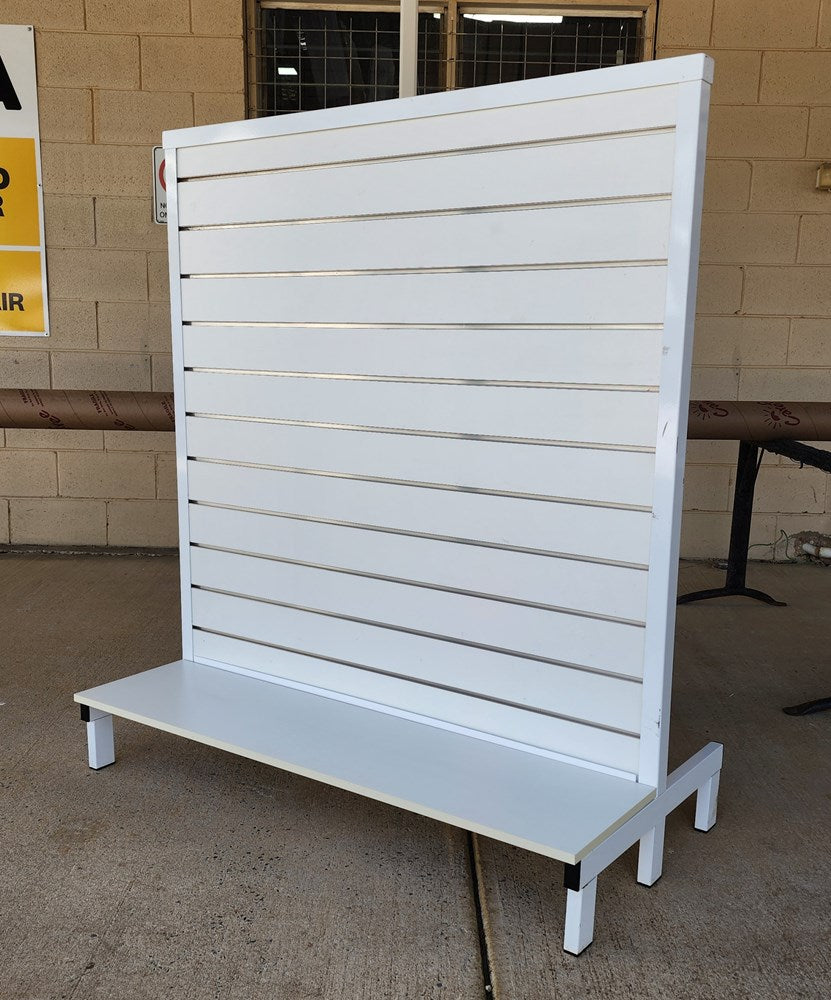 SLAT-WALL GONDOLA DS 1200x1200