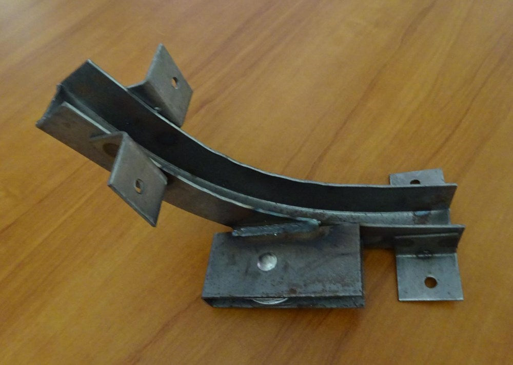 JAYCO CORNER BRACKET c/w PULLEY - FRONT